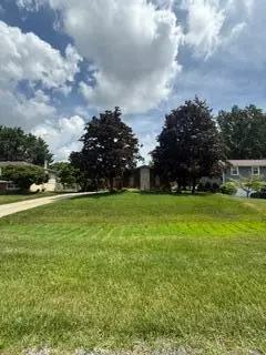 2309 Four Seasons Pkwy, Crown Point, IN 46307 - #1