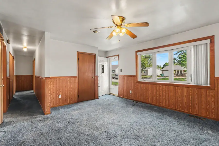 404 Sable Drive, Valparaiso, IN 46385 - #3