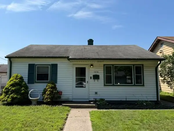 1636 E 173rd Place, Hammond, IN 46324