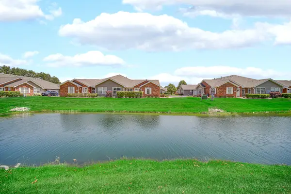 1024 N Woodlawn Avenue, Griffith, IN 46319