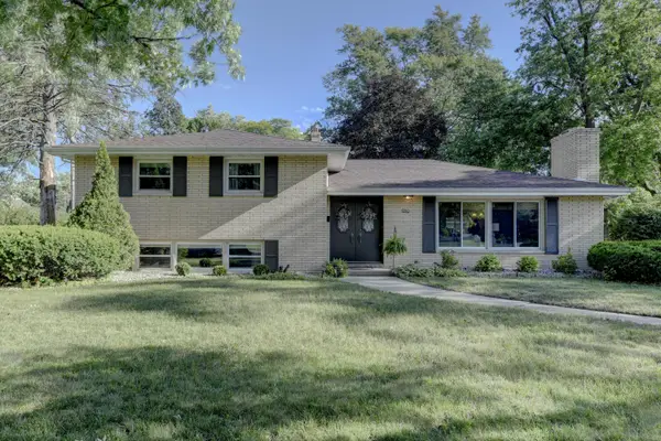1210 Park Drive, Munster, IN 46321