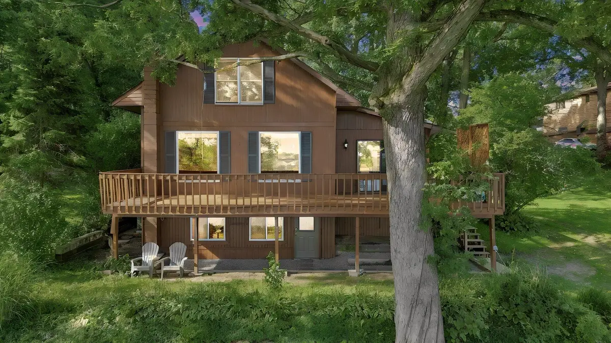 213 Spectacle Drive, Valparaiso, IN 46383 - #1