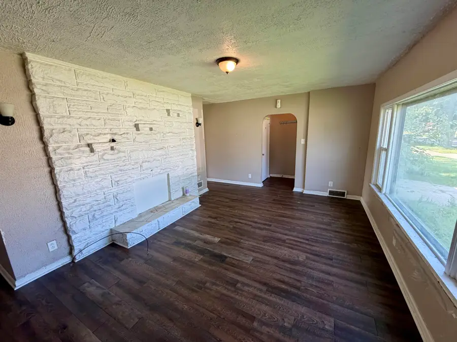 460 Hovey Street, Gary, IN 46406 - #3