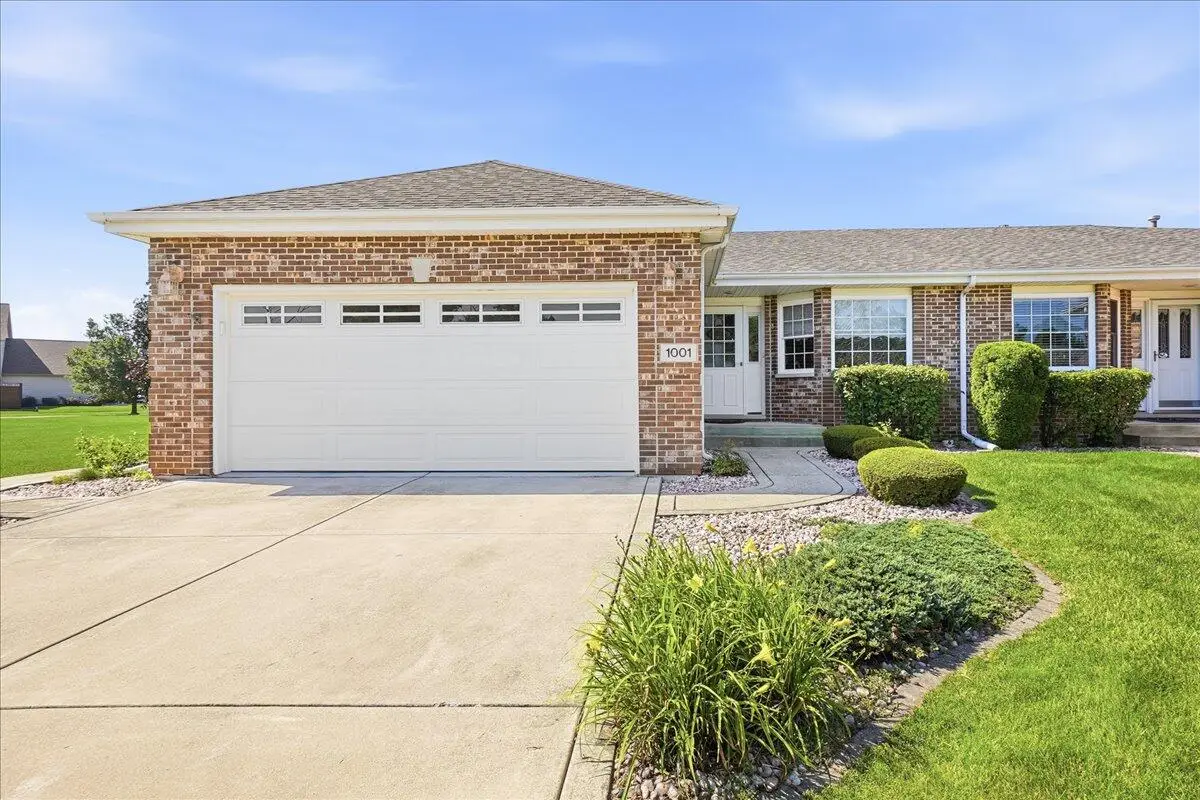 1001 Freedom Circle N, Crown Point, IN 46307 - #1