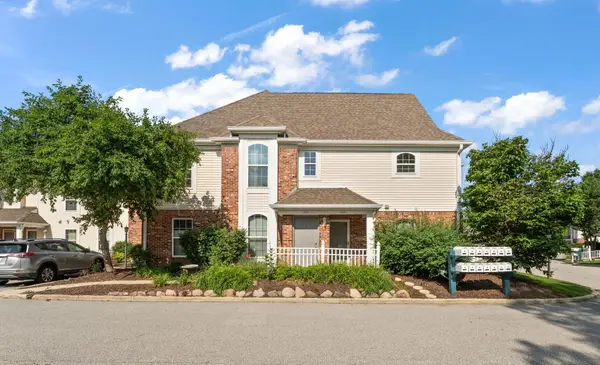 2925 Foggy Glen Drive, Valparaiso, IN 46385