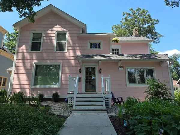 607 Washington Street, Valparaiso, IN 46383