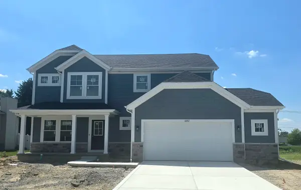 6882 Foxwood Drive, Schererville, IN 46375