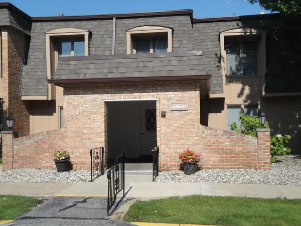 8805 Janeway Court #K8, Munster, IN 46321