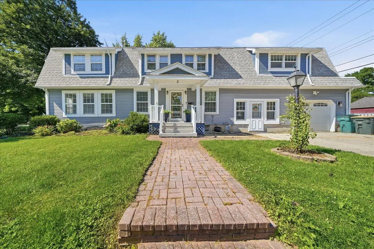 3 Harrison Boulevard, Valparaiso, IN 46383 - #1