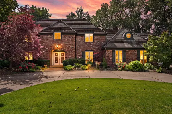 1242 Melbrook Drive, Munster, IN 46321