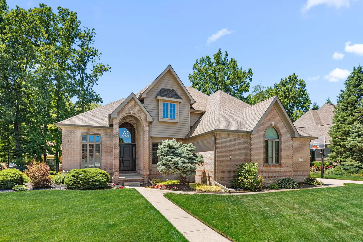 2505 Inverness Drive, Valparaiso, IN 46383 - #1