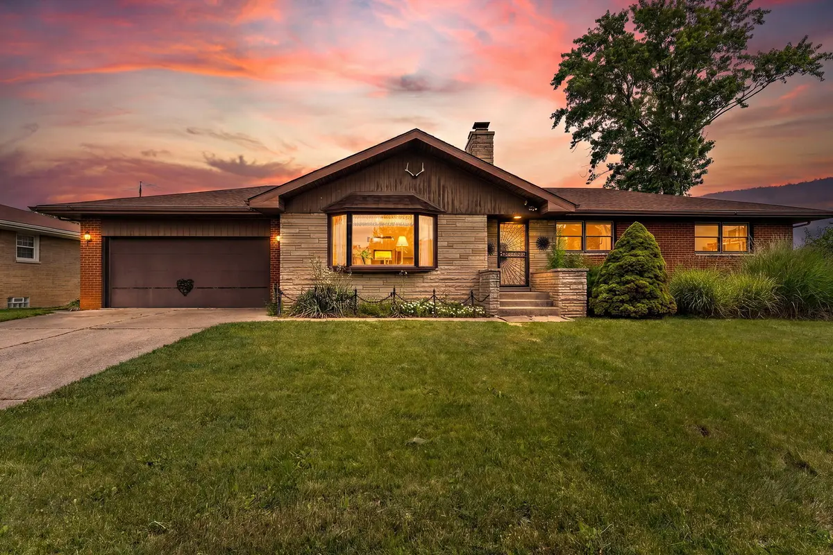 240 E 78th Avenue, Merrillville, IN 46410 - #1