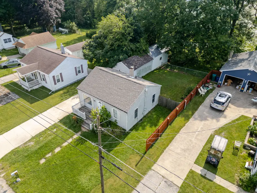 906 Park Street, La Porte, IN 46350 - #3