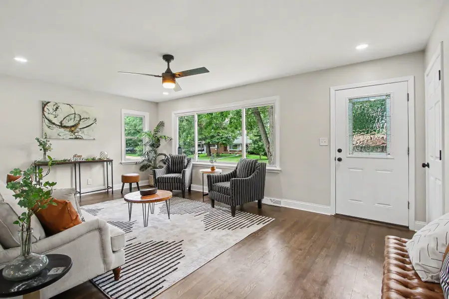 405 Cedar Street Nw, Demotte, IN 46310 - #3