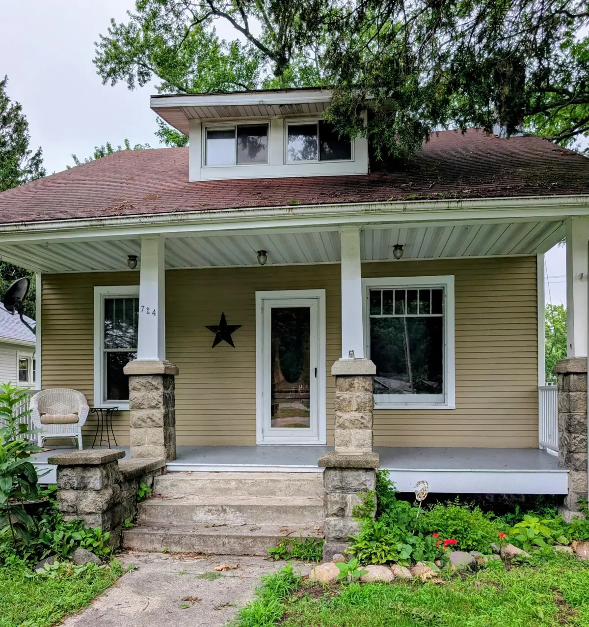 724 Garfield Street, Hobart, IN 46342 - #1