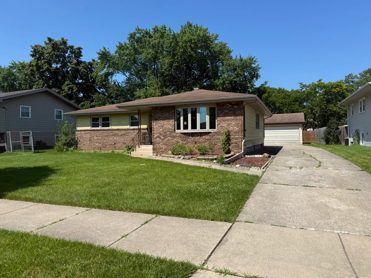 1918 Sir Richard Road, Schererville, IN 46375 - #1