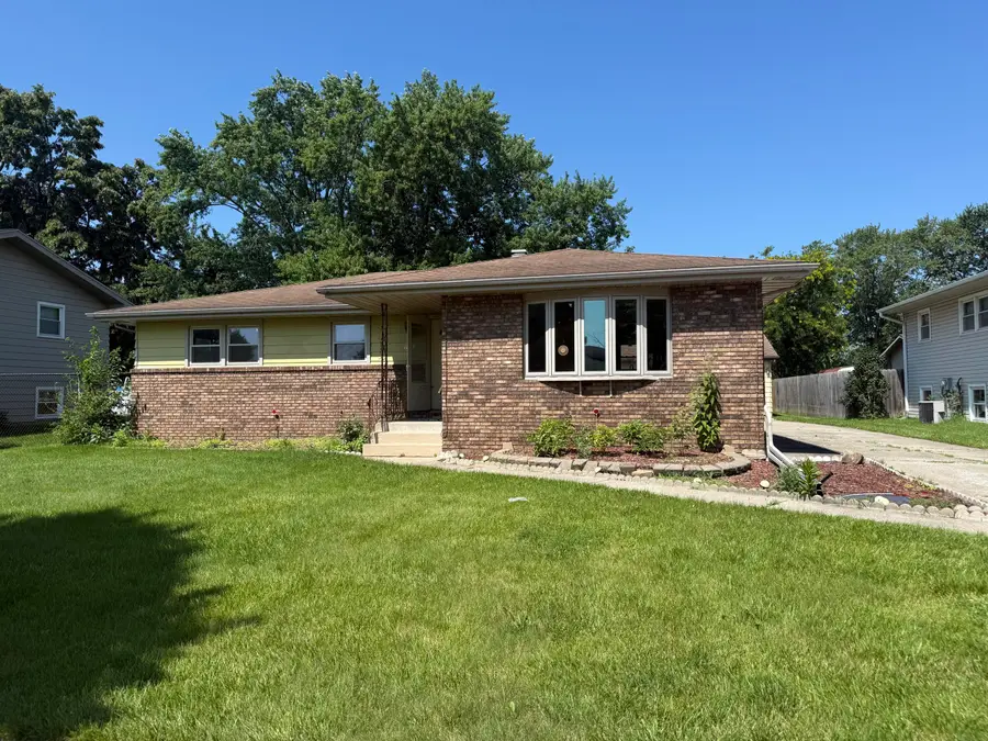 1918 Sir Richard Road, Schererville, IN 46375 - #2