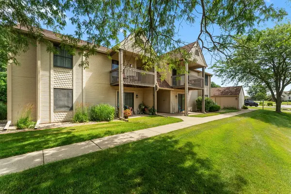 3605 Timberbridge Drive #h, Valparaiso, IN 46383