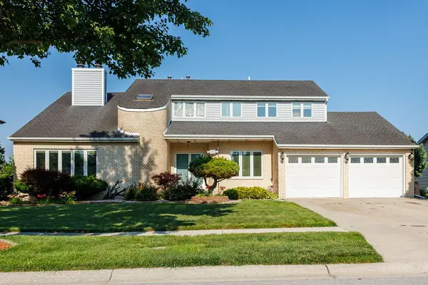 720 Wirtz Road, Crown Point, IN 46307