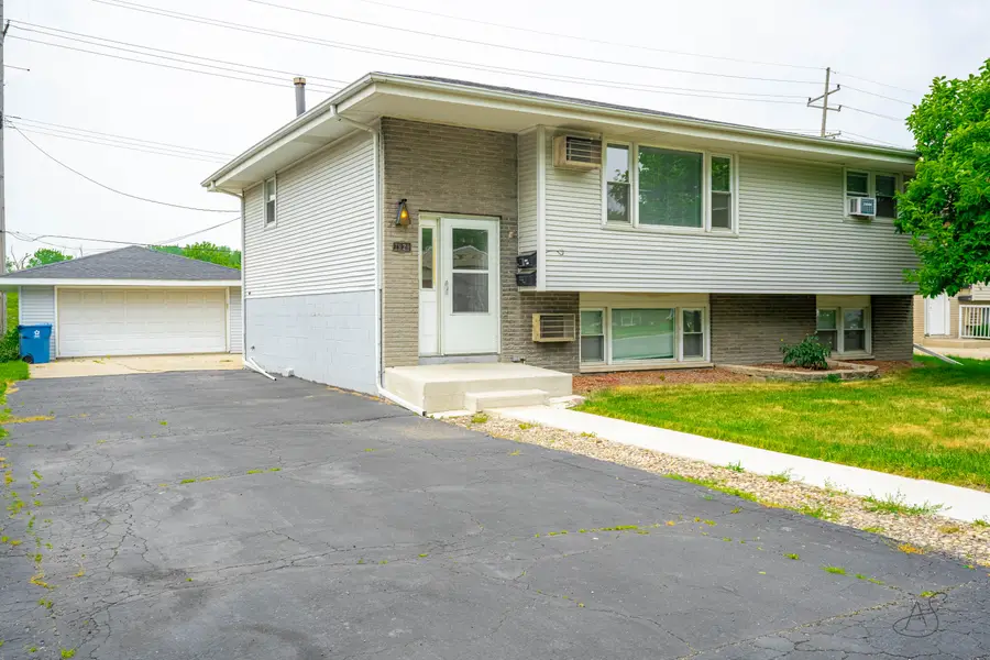 7920 North Drive, Highland, IN 46322 - #2