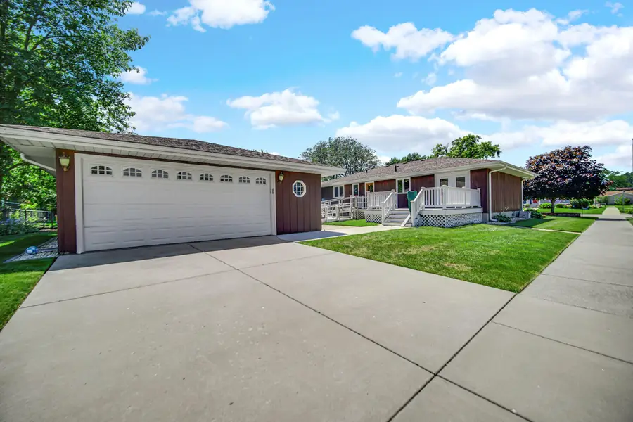 9301 Southmoor Avenue, Highland, IN 46322 - #2