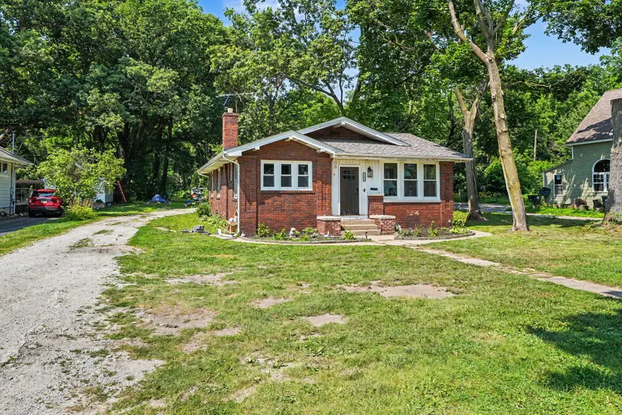 1034 E Cleveland Avenue, Hobart, IN 46342 - #2