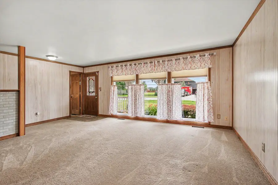2400 E Cleveland Avenue, Hobart, IN 46342 - #2