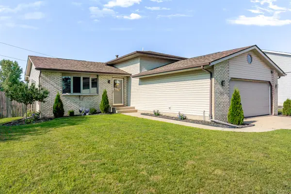 7832 Murrelet Street, Hobart, IN 46342