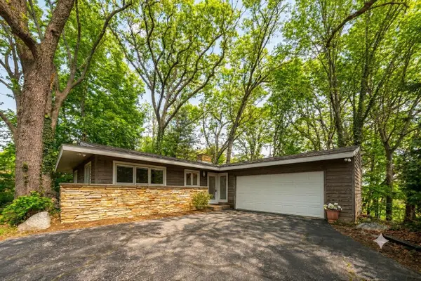 2752 Floral Trail, Long Beach, IN 46360