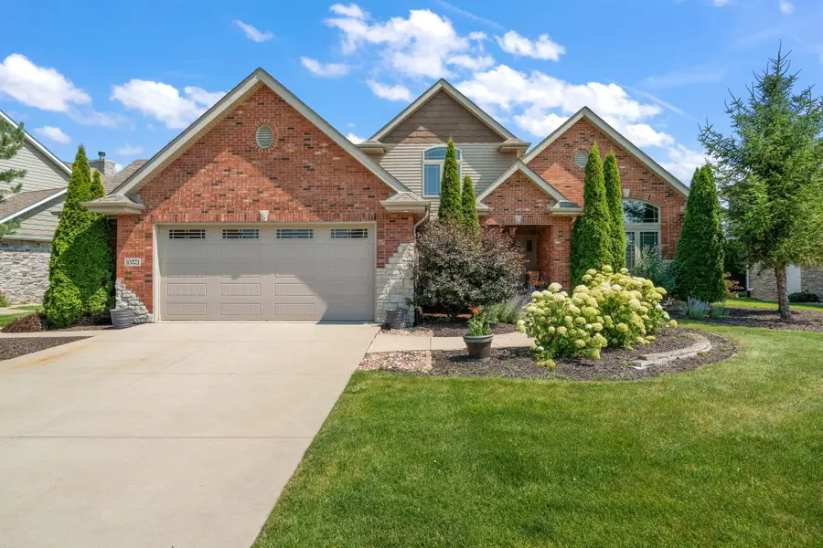 10321 Golden Arch Avenue, Saint John, IN 46373 - #2