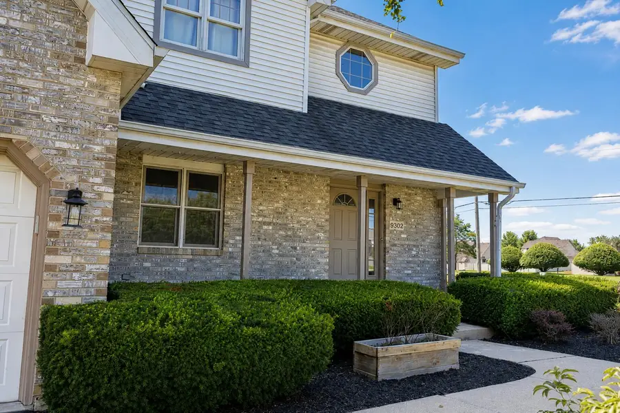9302 Mallard Lane, Saint John, IN 46373 - #2