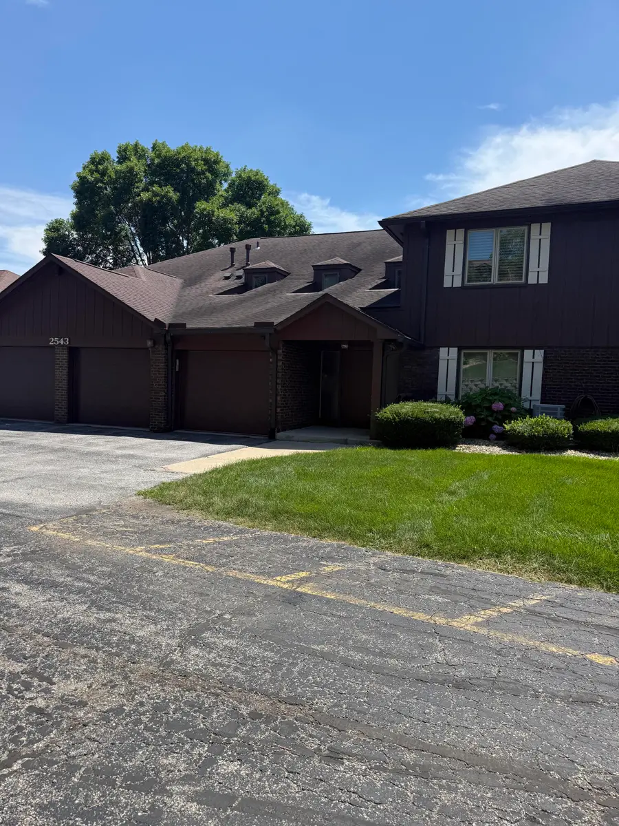 2543 E Lakeshore Drive, Crown Point, IN 46307 - #2