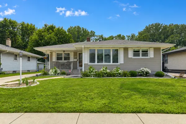 18 Timrick Drive, Munster, IN 46321