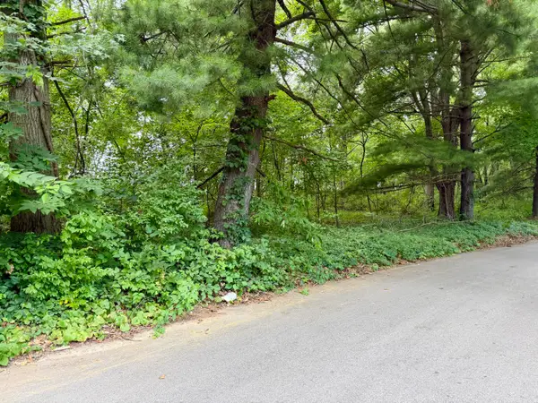 0000 Western Avenue, Fish Lake, IN 46574