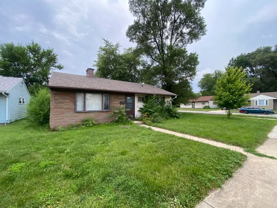 8200 Rosewood Court, Highland, IN 46322 - #2
