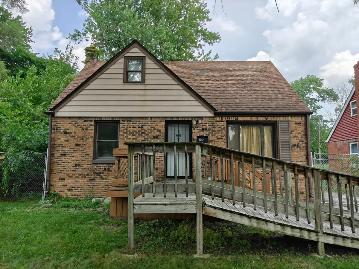 840 E 44th Place, Gary, IN 46409 - #1