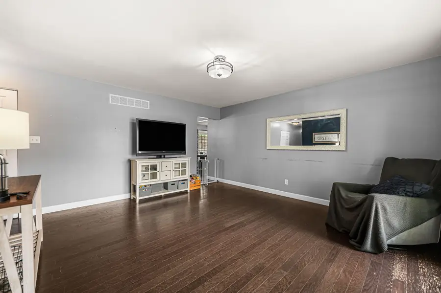 2305 Hollandale Drive, Valparaiso, IN 46383 - #2