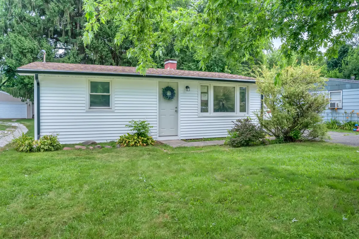 400 Woodlawn Avenue, Chesterton, IN 46304 - #1
