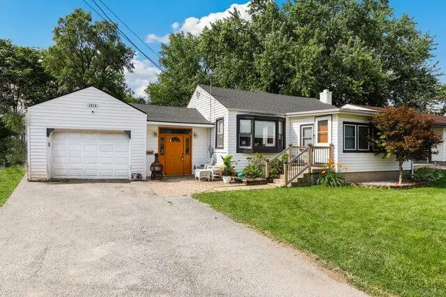 1212 Institute Street, Valparaiso, IN 46383 - #2