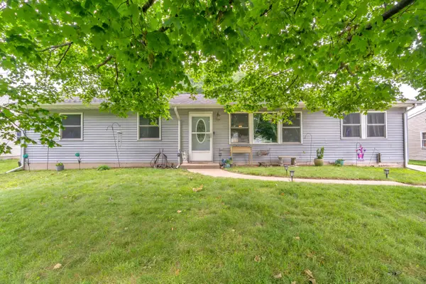 789 Eagle Creek Road, Valparaiso, IN 46385