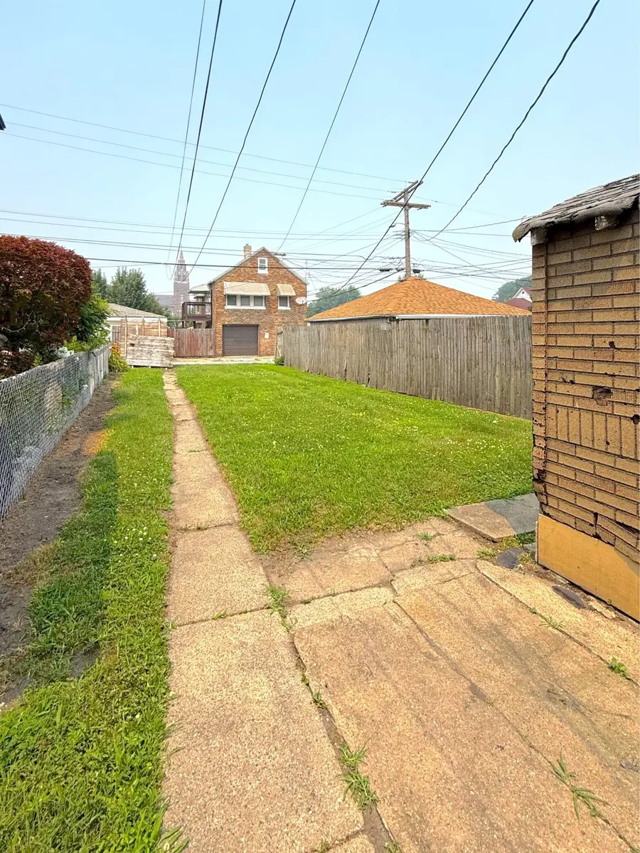 537 Gostlin Street, Hammond, IN 46327 - #3