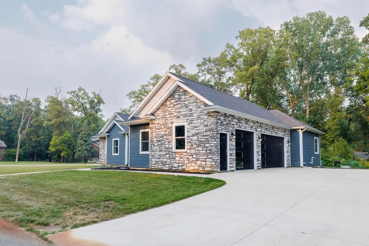 5811 W Fairway Drive, Rensselaer, IN 47978 - #1