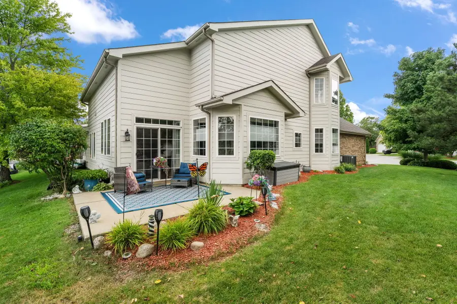 8090 Tuckaway Court, Crown Point, IN 46307 - #3