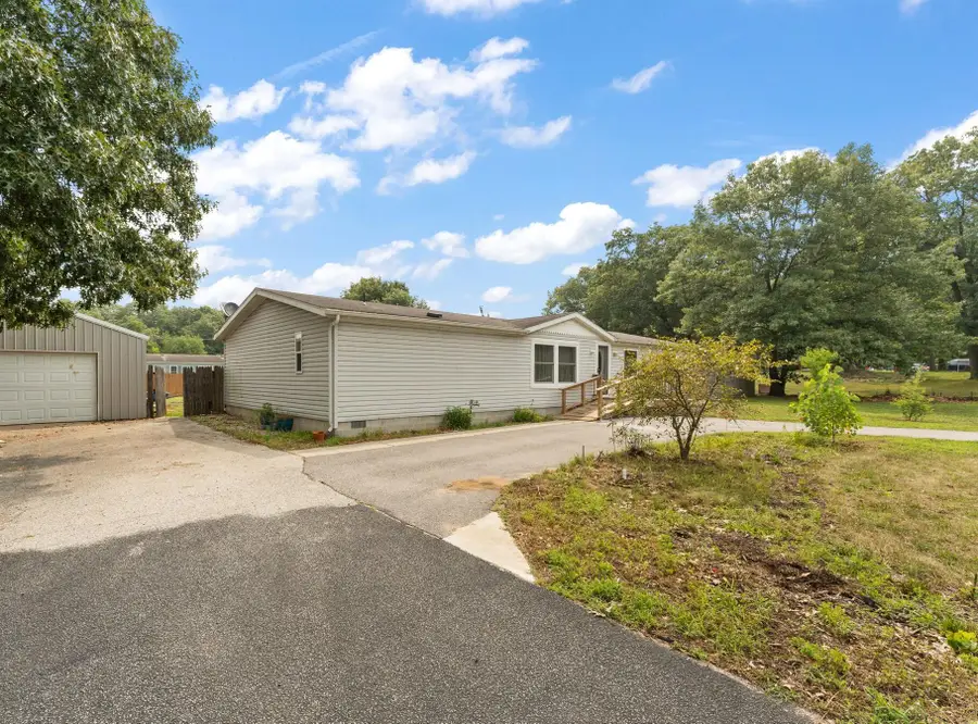 9625 N Ahlgrim Street, Demotte, IN 46310 - #2