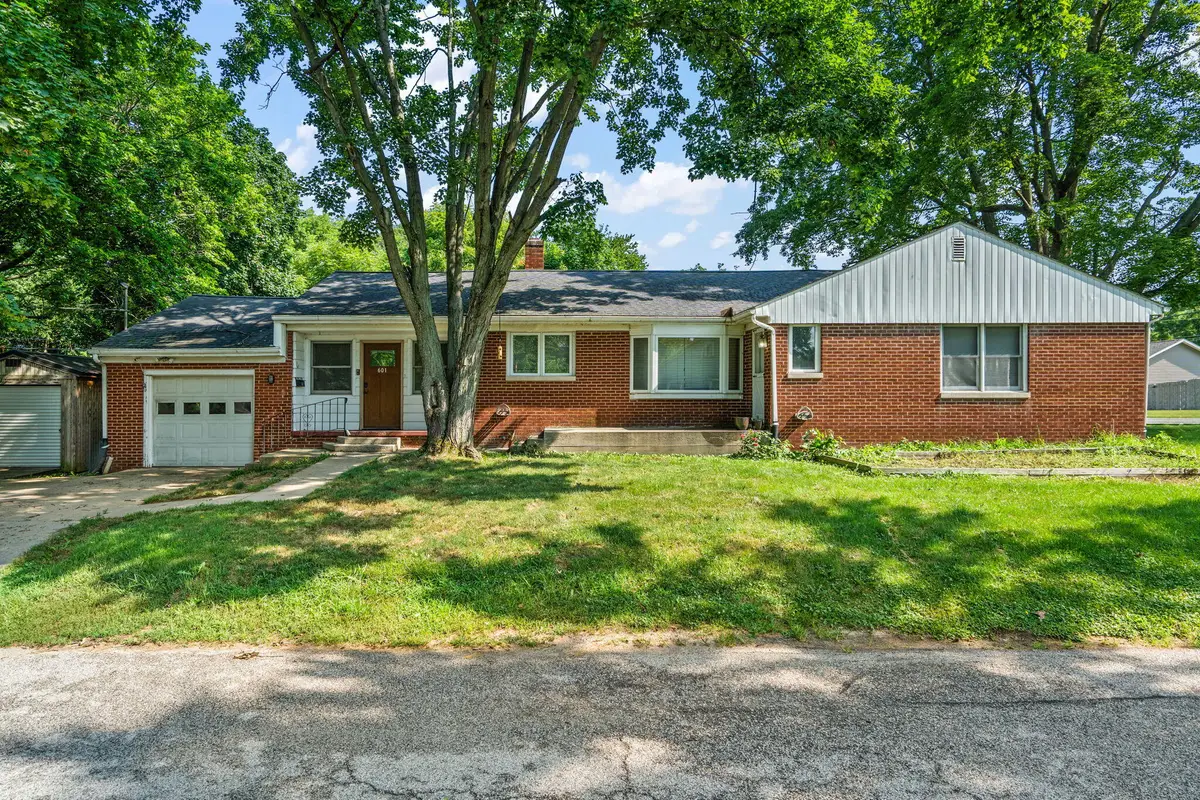 601 Madison Street, Valparaiso, IN 46385 - #1