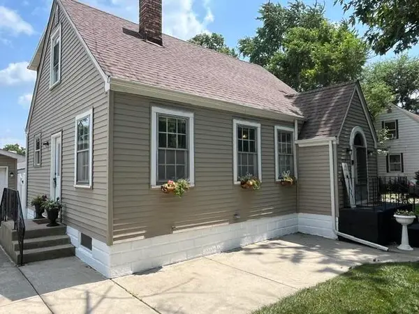 1213 Sycamore Street, Crown Point, IN 46307