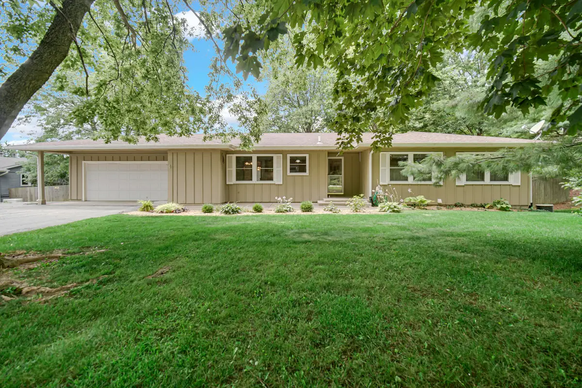 188 S 200 W, Valparaiso, IN 46385 - #1