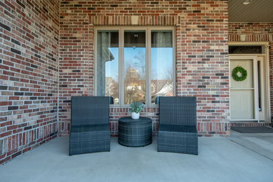 669 Davis Circle, Crown Point, IN 46307 - #2