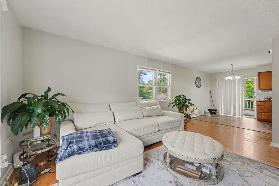 1404 W 63rd Avenue, Merrillville, IN 46410 - #3