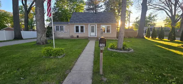601 S Calumet Avenue, Michigan City, IN 46360